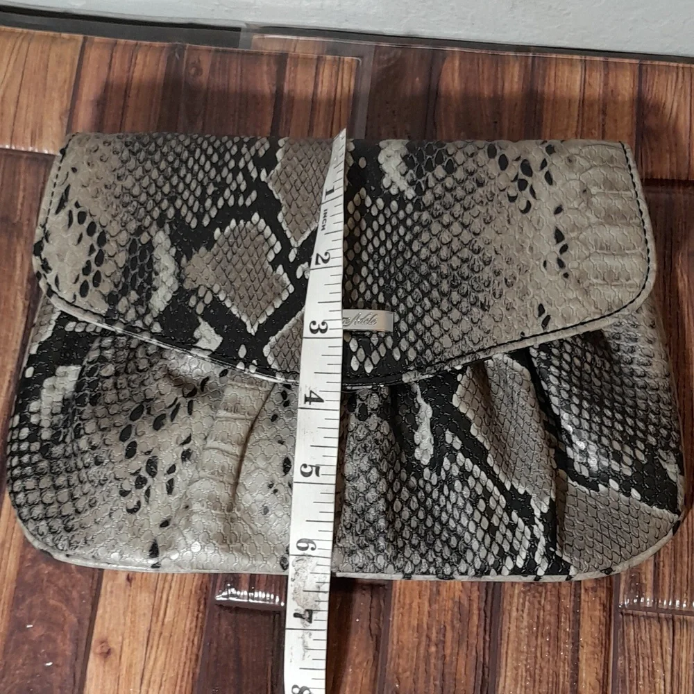 GRACE ADELEL Jane Reptile Print Clutch Detachable Crossbody Strap NWOT